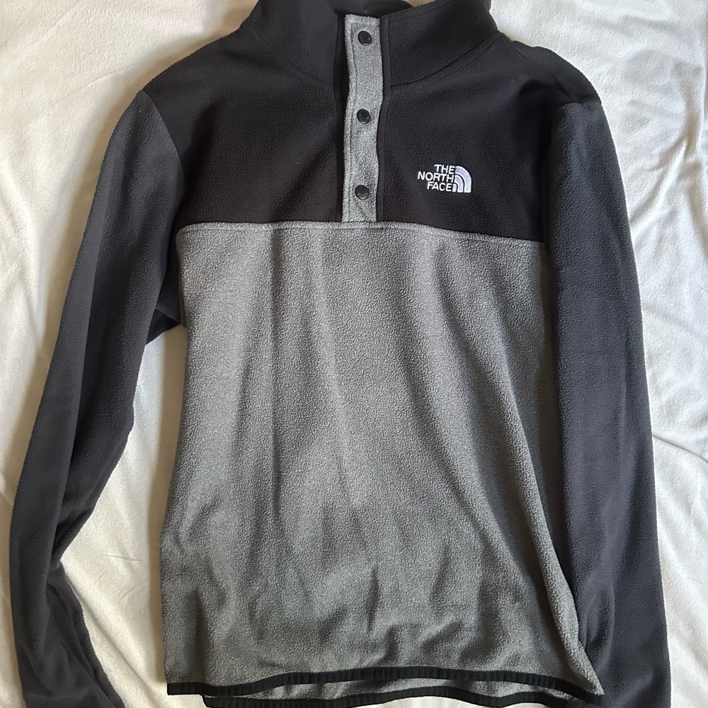 The North Face Boys Half-Button Grey/Black Pullover